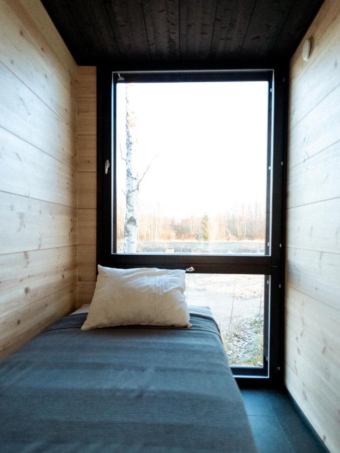 Black Hotel Кемпеле Экстерьер фото